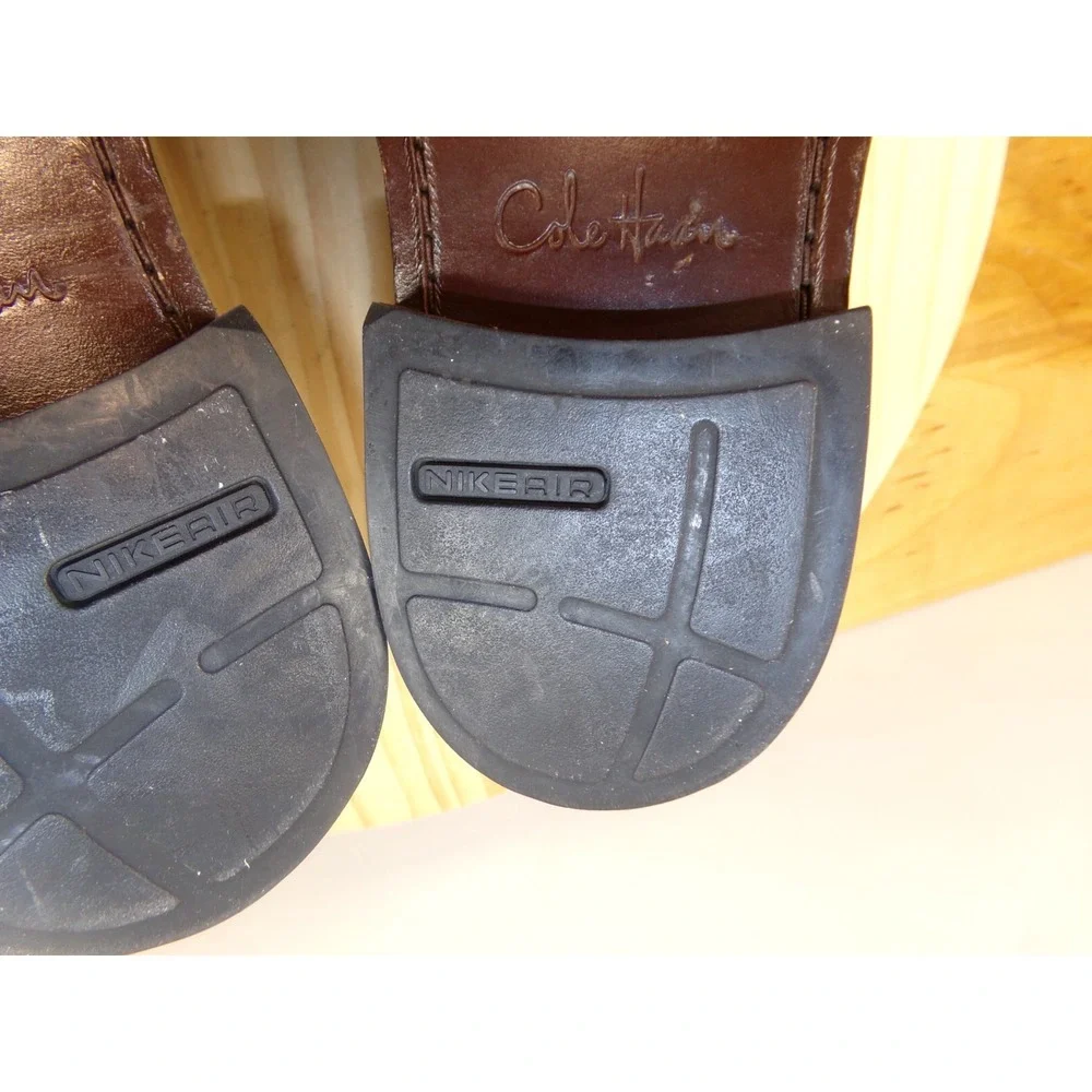 Cole Haan Air Wingtips Mens Brown Suede Size 9.5 Lace Up Oxfords Dress Shoes Vtg